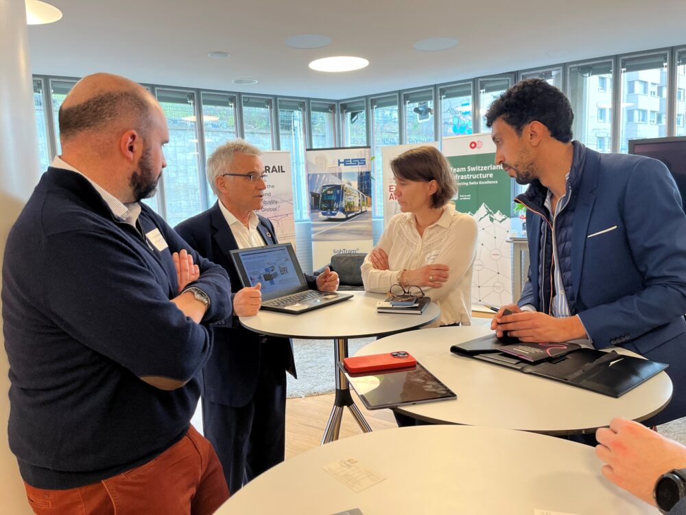 Bild 13 Cluster Meeting